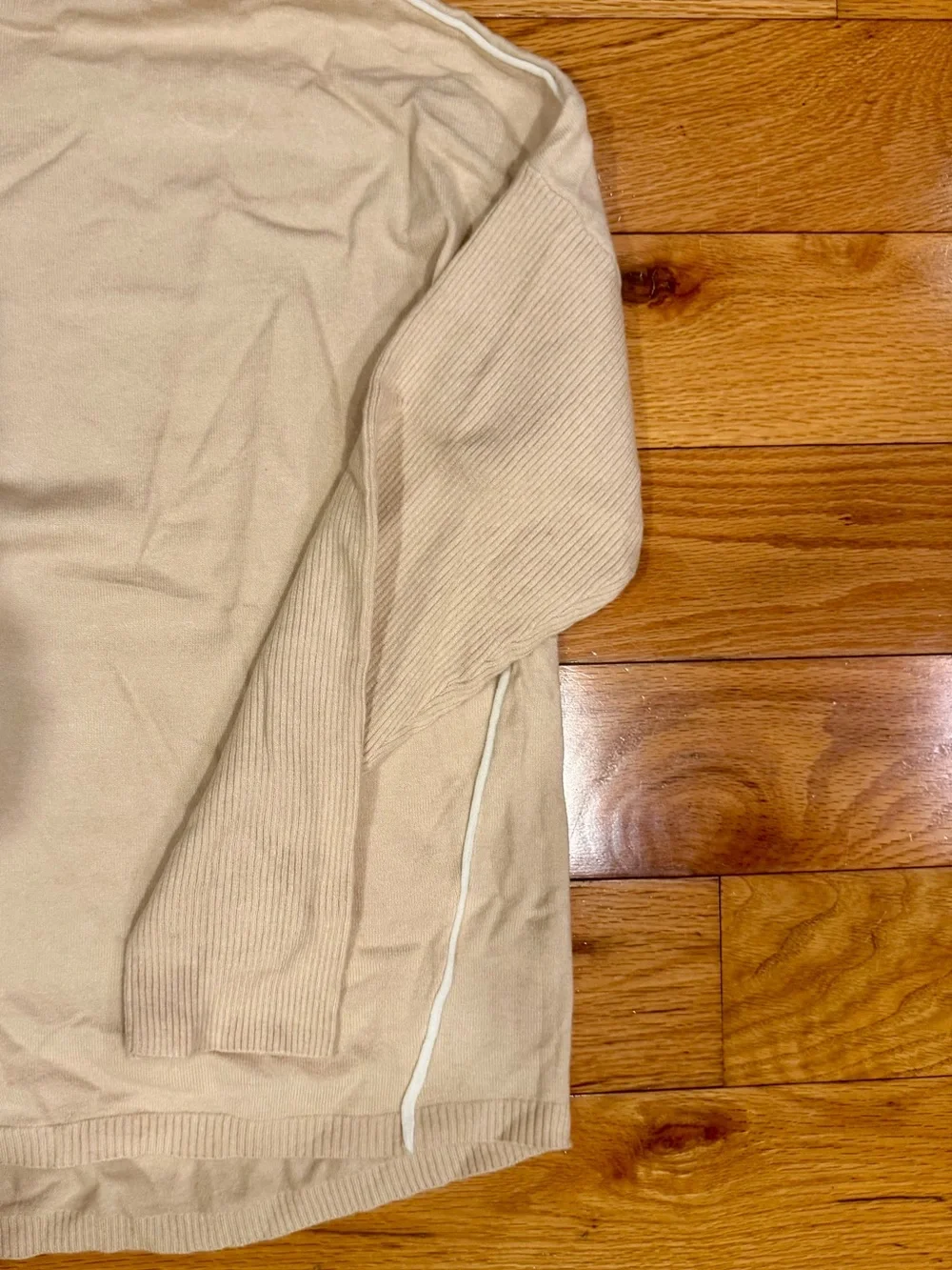 Gemma + Jane Lightweight Sweater in Cream with White Accents
